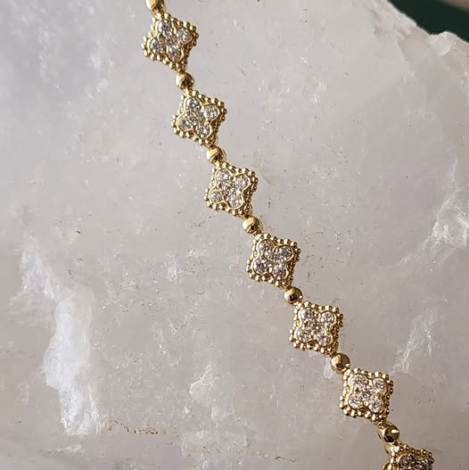 Diamond Clover Cluster Bracelet