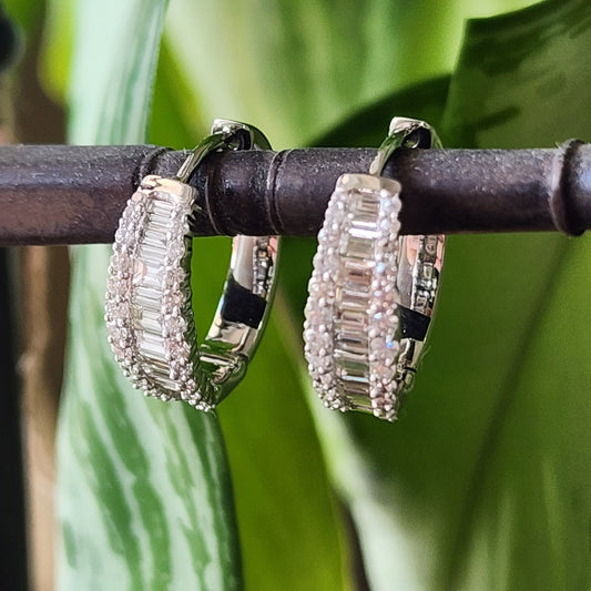 Bagguete Diamond Loops